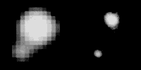 Pluton et Charon observs de la Terre ( gauche) et grce au HST ( droite)